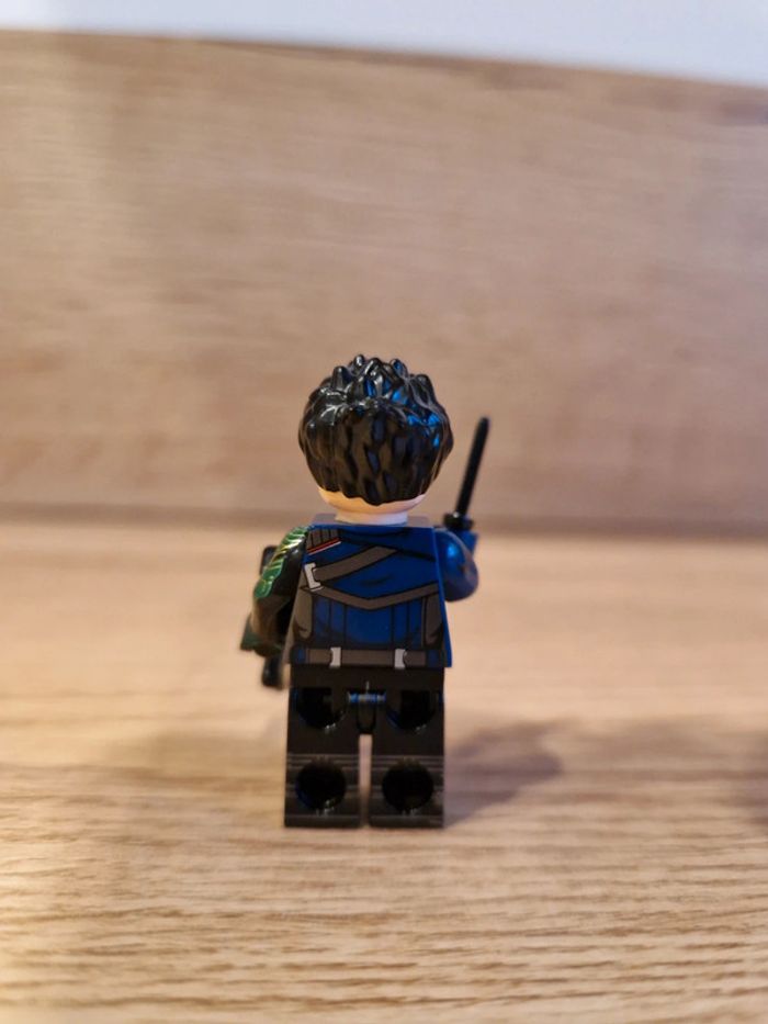 Figurine type lego le soldat de l'hiver Marvel - photo numéro 3