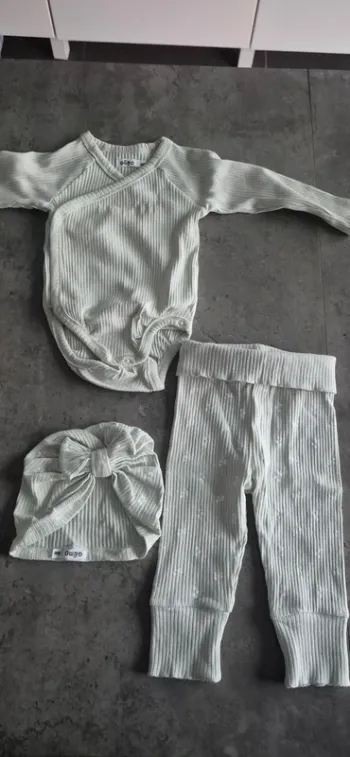 Ensemble 3 pièces petite fille