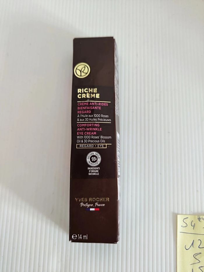Yves rocher riche crème anti rides regard 14 ml valeur 26€ à utiliser 12M après ouverture