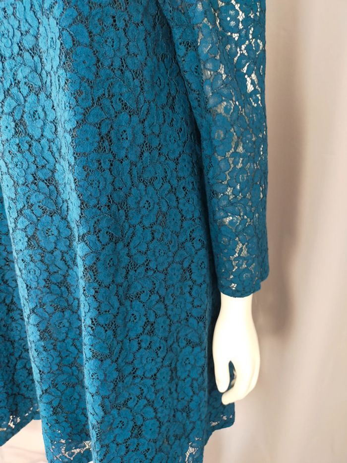 Robe en dentelle bleu nuit – Claudie Pierlot (Exclusivité) - photo numéro 7