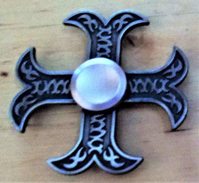 Hand Gothic's Spinners - photo numéro 3
