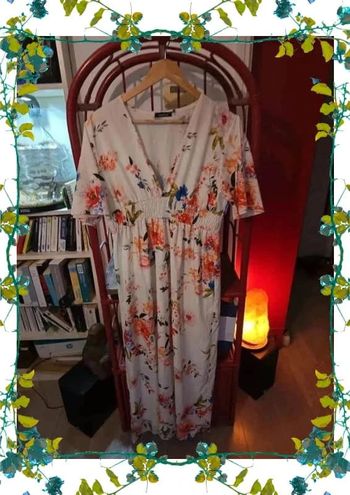 Robe longue fleurie sans défaut taille 42