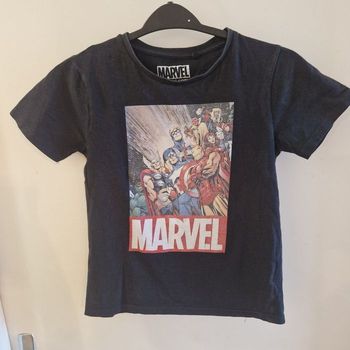 10 ans tee-shirt marvel