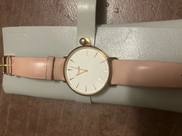 Montre cluse - photo numéro 2