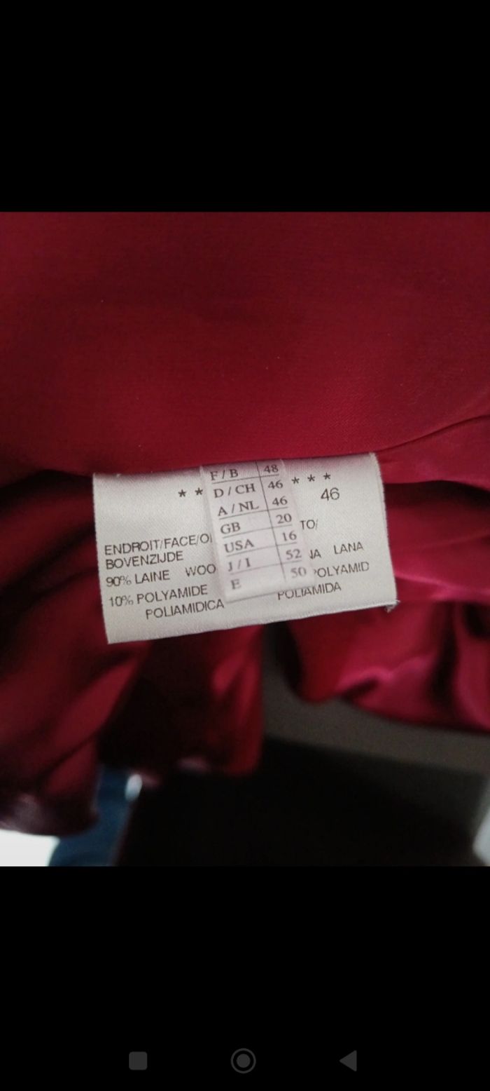 Manteau rouge Weill 
taille 48 - photo numéro 9