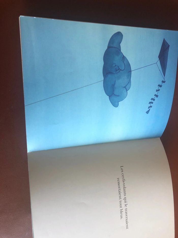 Album Le nuage bleu de Tomi Ungerer - photo numéro 3