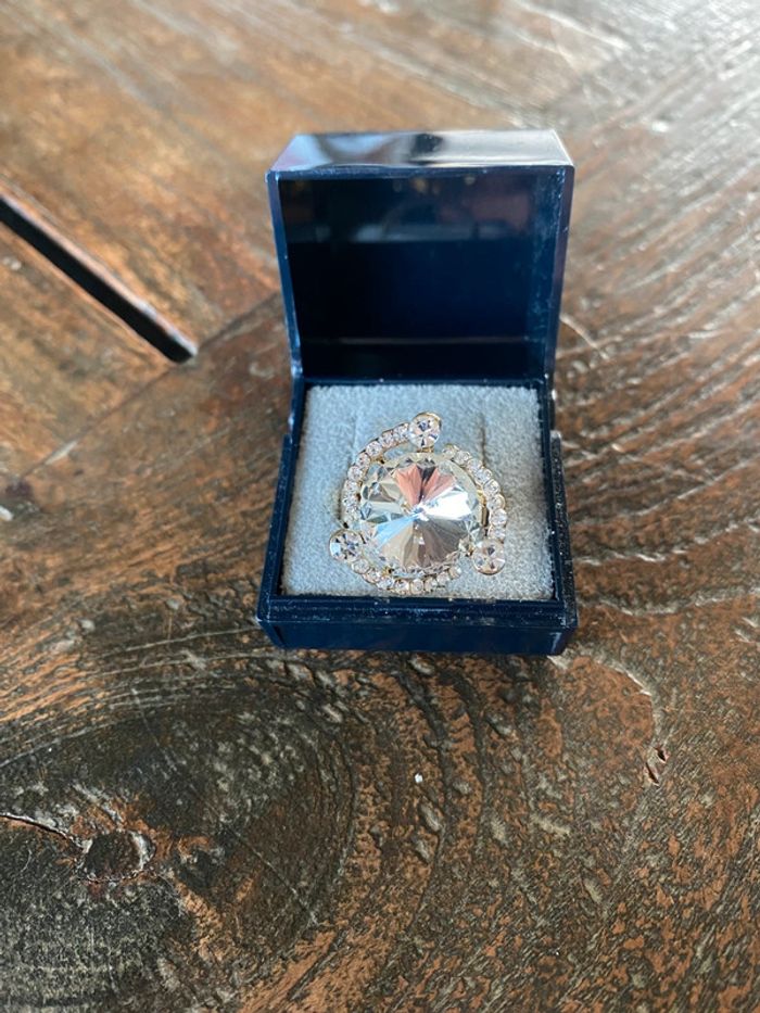 Magnifique bague réglage avec pierre et strass - photo numéro 4