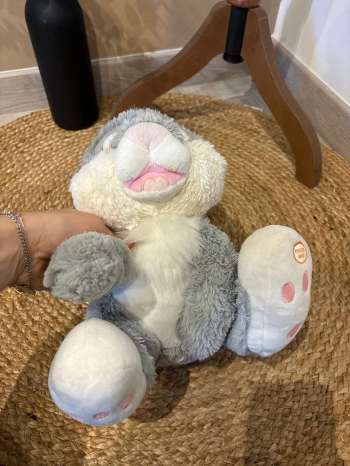 Peluche Pan Pan Disney avec son nez qui s’allume - photo numéro 3
