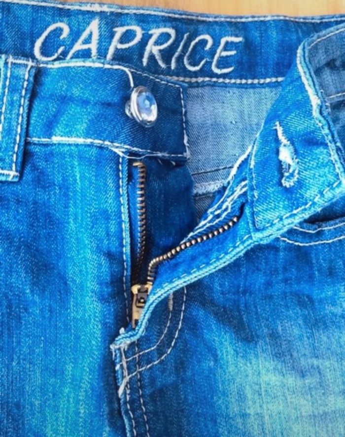 Jupe droite en jean bleu - photo numéro 4