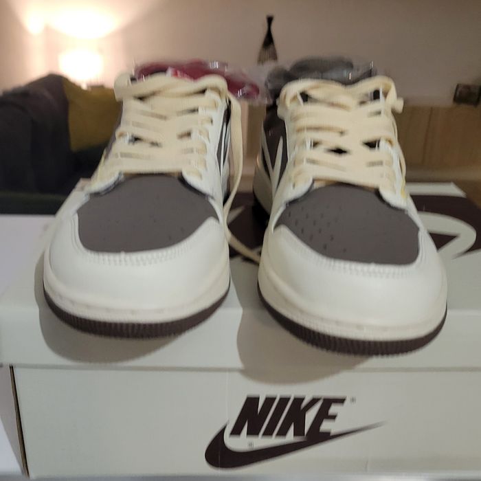 Basket nike air jordan 1 low ×travis scott - photo numéro 3