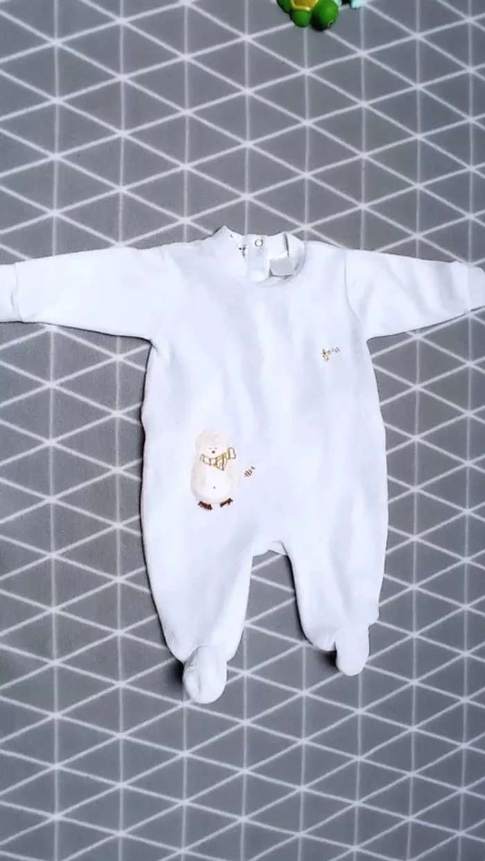 🦁Lot 5 pyjamas hiver, garçon 3 mois - photo numéro 4