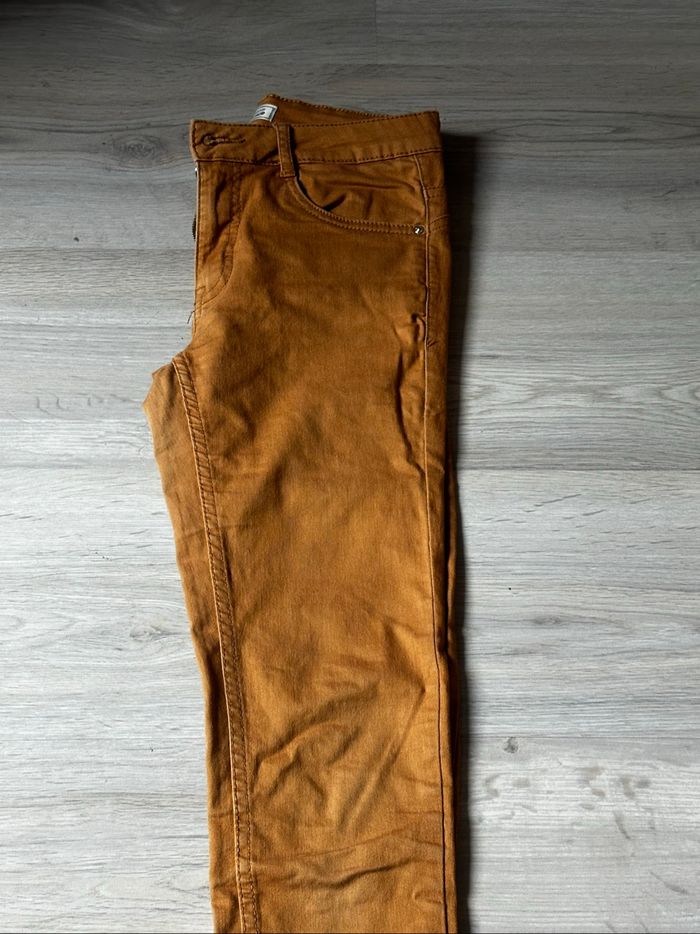 Pantalon moutarde