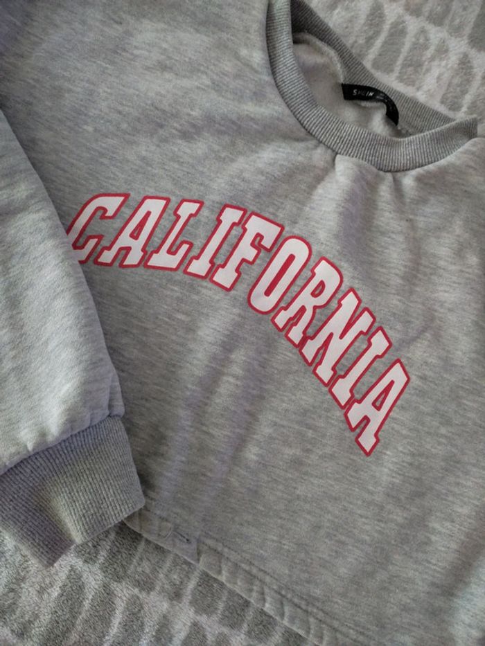 Sweat large ample court gris Shein taille S - photo numéro 2