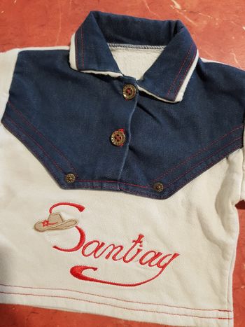 Sweat bébé taille 6 mois