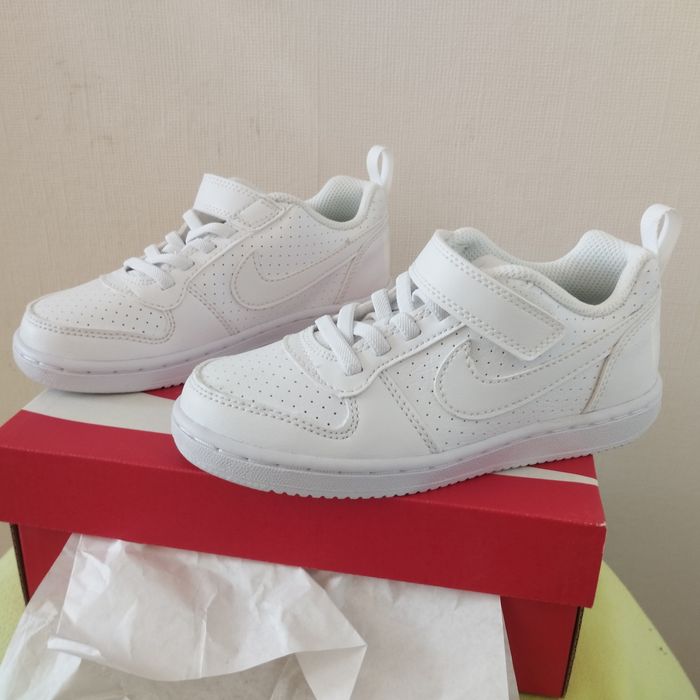 basket Nike Neuf enfant 28 - photo numéro 2