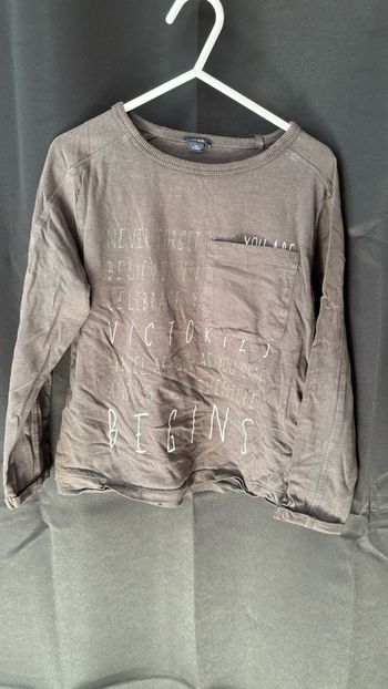 Tee shirt