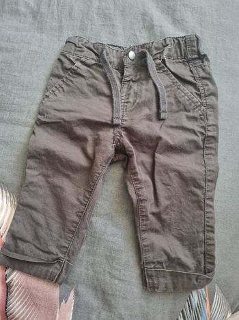 Pantalon kiabi 6 mois