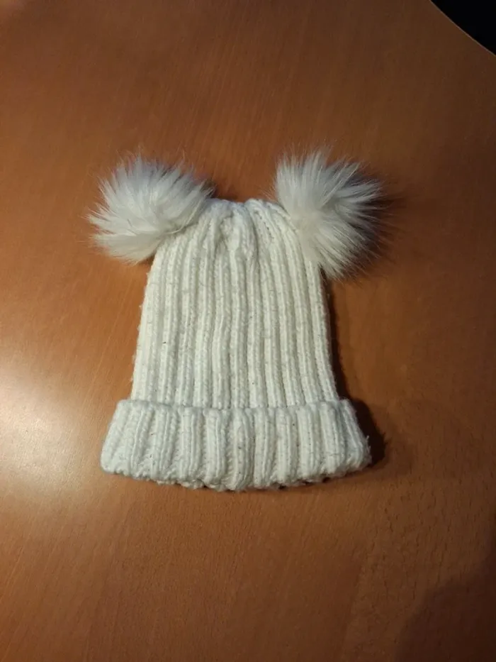 Bonnet Primark taille M/L - photo numéro 2