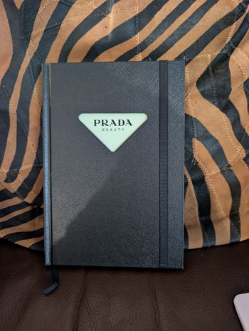 Superbe note Book Prada