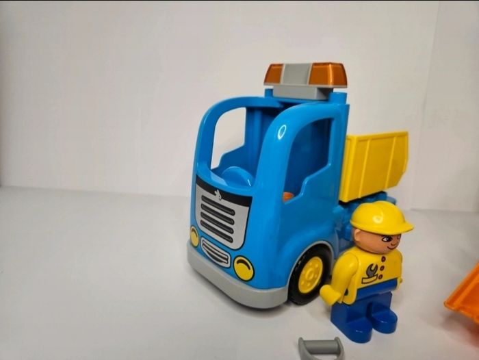 Camion et Pelleteuse Chantier Lego Duplo - photo numéro 2