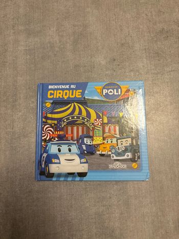 Livre robocar poli, bienvenue au cirque
