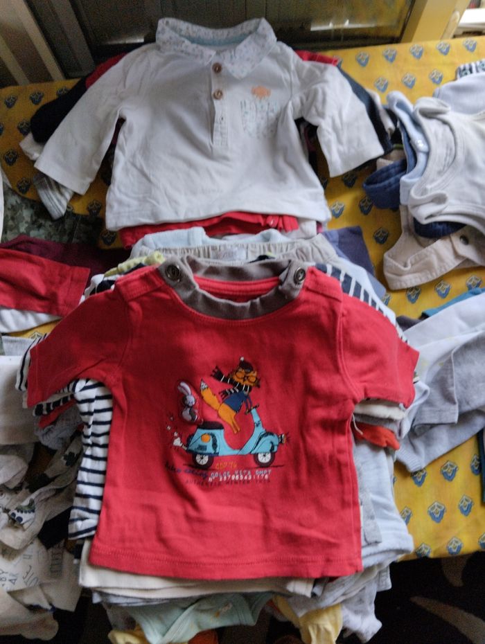 Vêtements enfant en très bon état - photo numéro 2