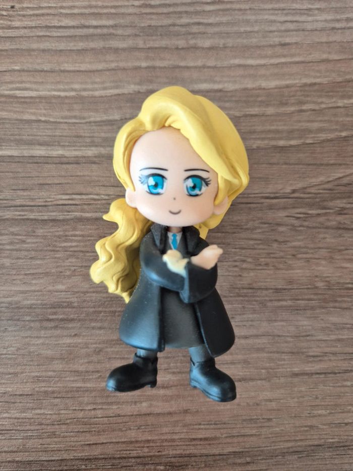 Figurine Luna Lovegood avec lunettes - photo numéro 2