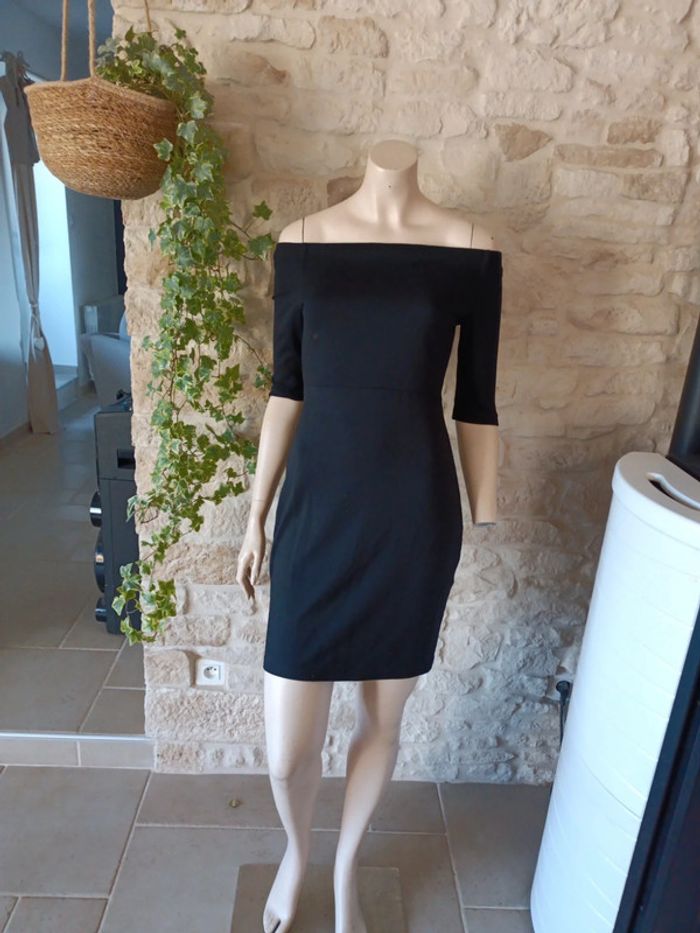Petite Robe noire 36 - photo numéro 3