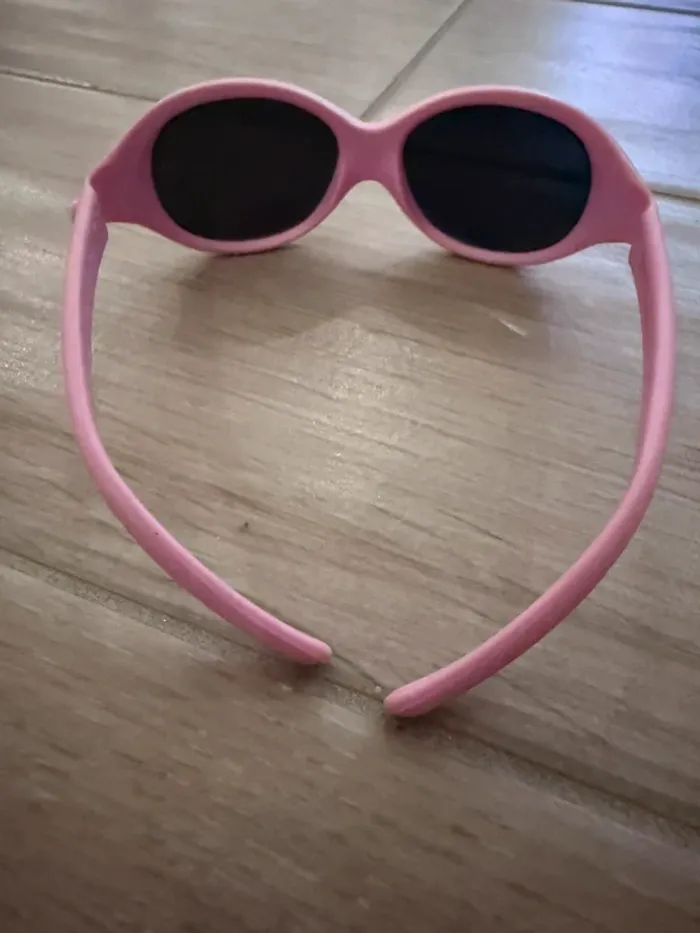 Lunettes soleil bébé fille - photo numéro 2