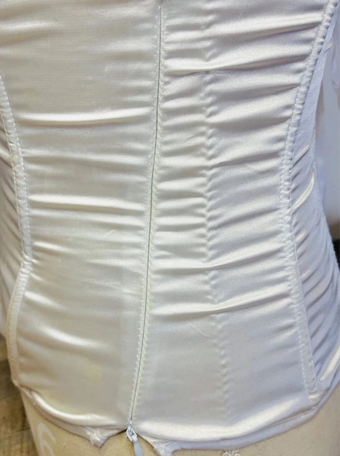 💕 bustier blanc satiné à boutons diamant taille 36 S #sanselle - photo numéro 3