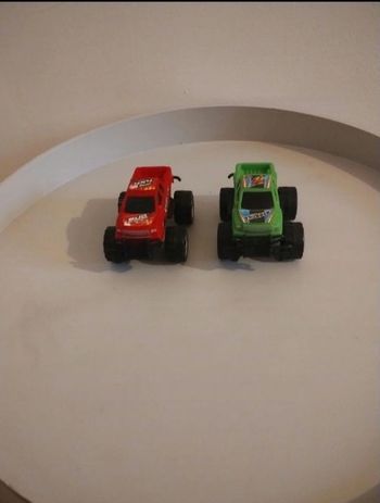 Lot de 2 monster truck
