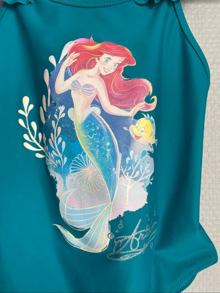 Maillot de bain 1 pièces bleu/ petite sirène gille 5 ans Disney /kiabi - photo numéro 4