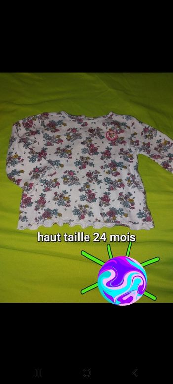 Haut fille manche longue style ancien