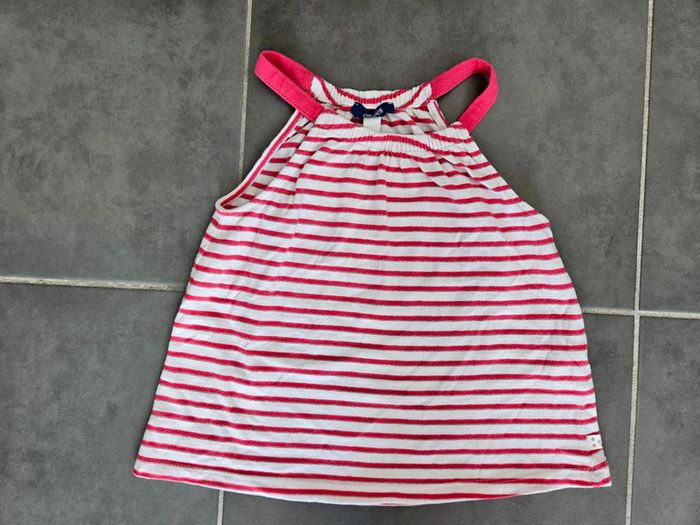 Débardeur/top OKAIDI, taille 6 ans, Excellent État, très peu porté - photo numéro 2