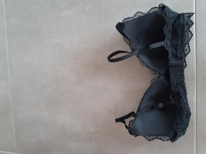 Soutien-gorge noir dentelle - photo numéro 4