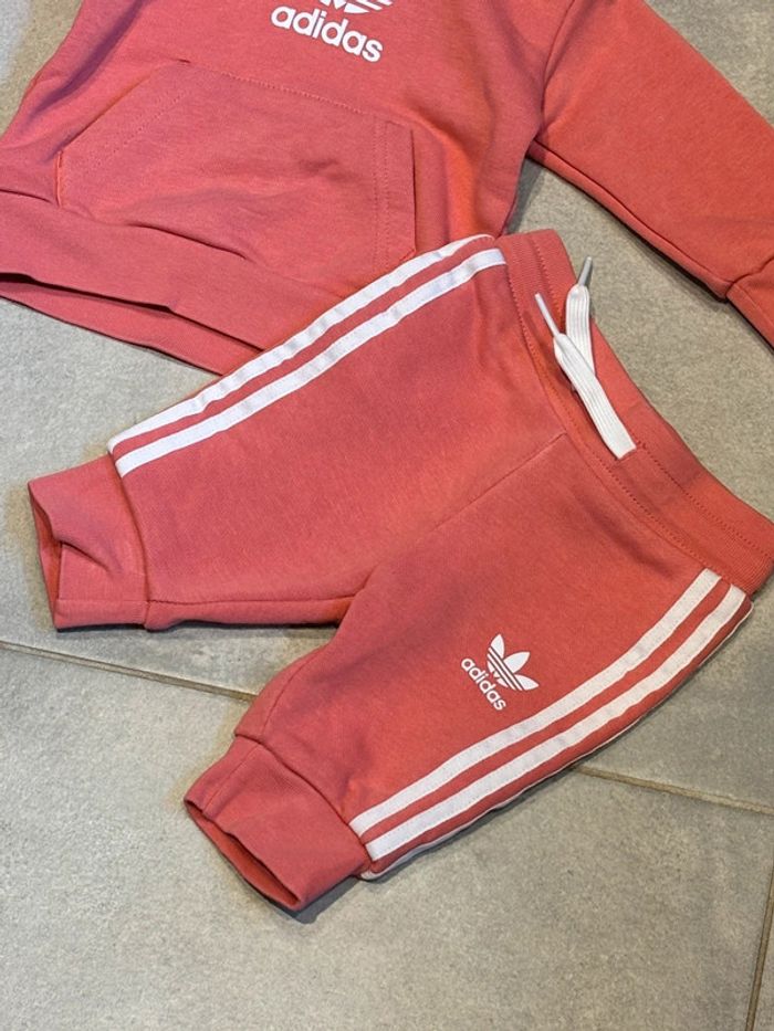 Ensemble Jogging Adidas - photo numéro 2