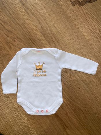 Body bébé fille Hema Blanc Visuel sérigraphie print doré couronne + I am the princess