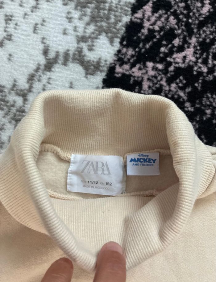 Pull robe Zara Disney taille  12 ans - photo numéro 2