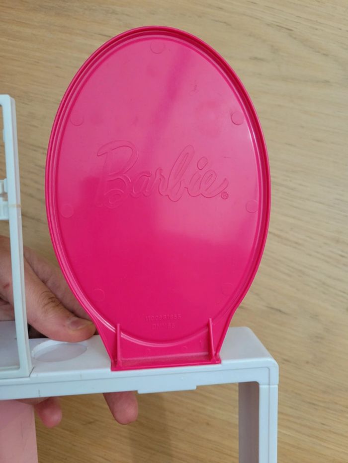 Jouet coiffeuse avec robinet et miroire fonctionne - photo numéro 4