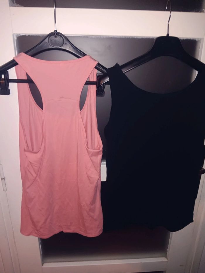 Lot de 2 débardeur taille m - photo numéro 2