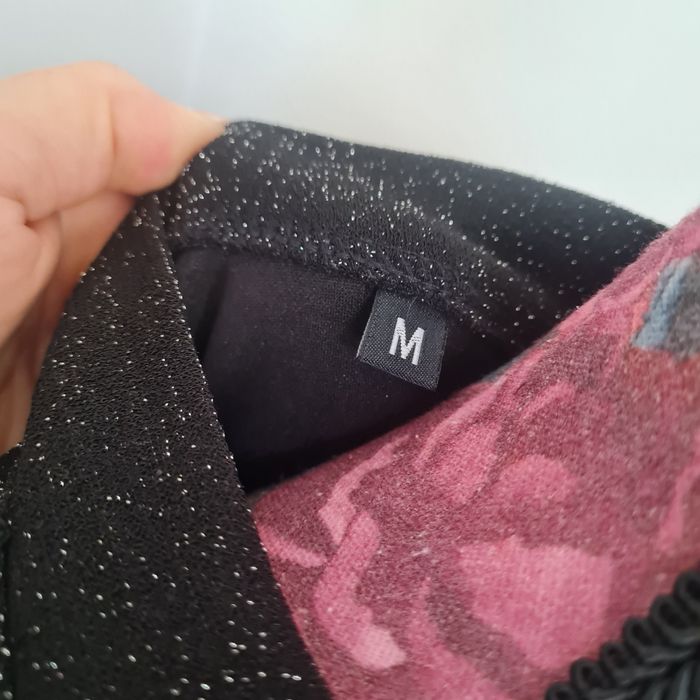 Belle robe noire pailletée - photo numéro 3