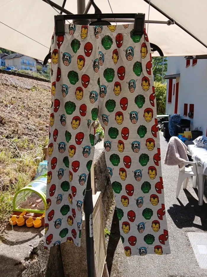 Lot pyjamas avengers marvel jumeaux - photo numéro 10