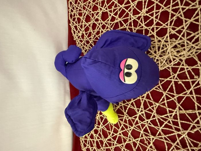 Dinosaure ptérodactyle Puffalump Dino Roar vintage 1992 violet néon vert citron et rose par Fisher-P - photo numéro 3