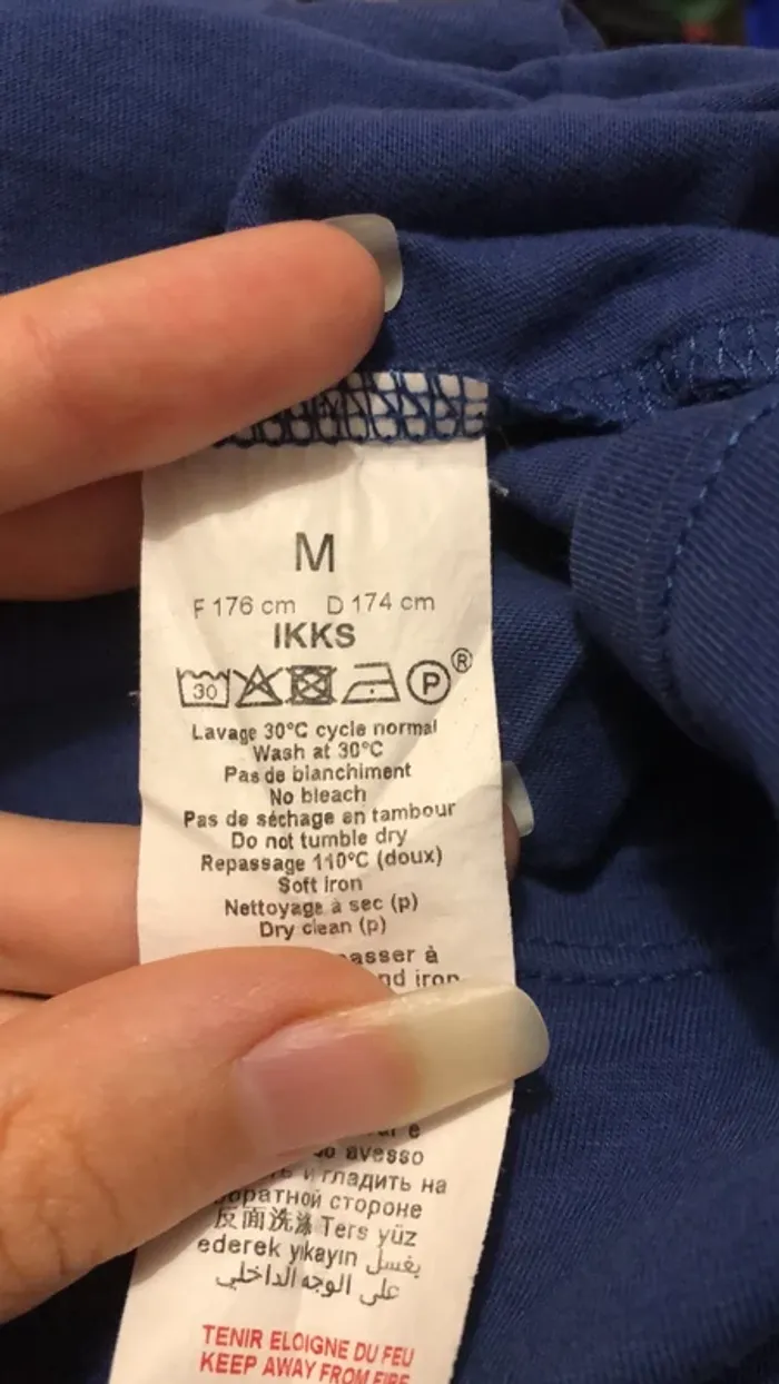 T-shirt avec motif - photo numéro 4