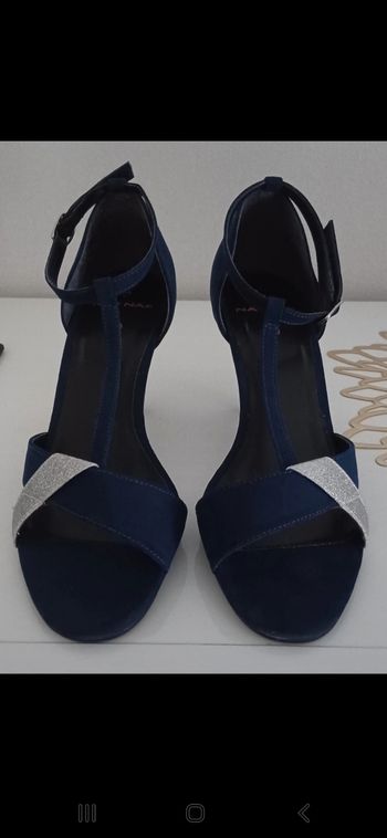 Escarpins Naf-Naf daim et paillettes bleu marine et argentées