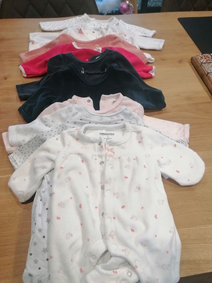Lots 62 articles taille 1 mois fille - photo numéro 10