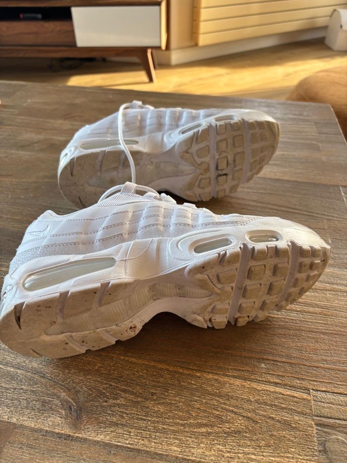 Basket Nike air Max 95 t. 43 - photo numéro 6