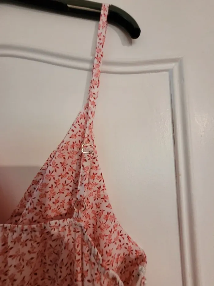 Robe courte fluide légère shein taille 38 - photo numéro 4