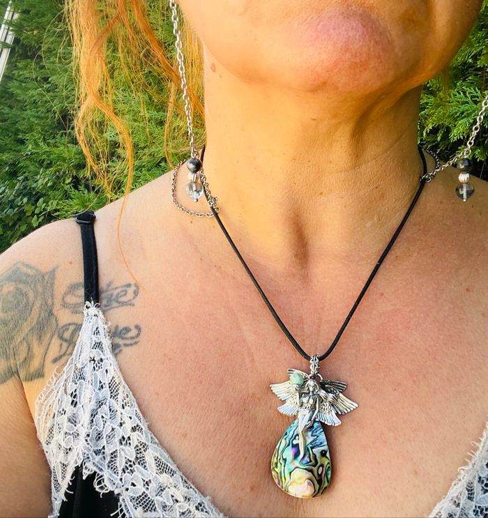 Pendentif Déesse Albalone - photo numéro 5