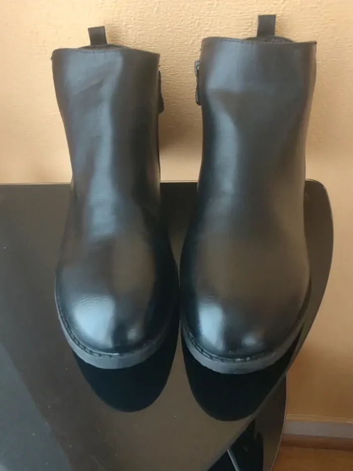 Bottines neuves T. 41 - photo numéro 3